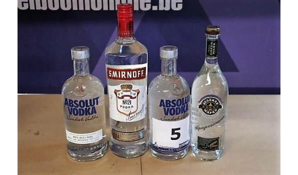 4 div flessen wodka, wo SMIRNOFF