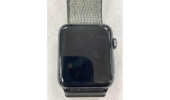 smartwatch APPLE, Iwatch seriesSE, werking niet gekend, beschadigd, mogelijks Icloud locked