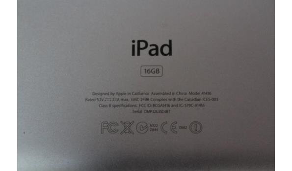 tablet pc APPLE, Ipad A1416, cap 16gB, zonder kabels, mogelijks Icloud locked, werking niet gekend, met cover