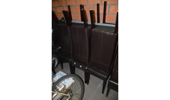 6 stoelen in skai bekleed, licht beschadigd