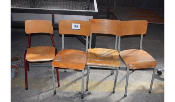 4 diverse stoelen