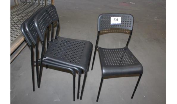 4 stapelbare pvc stoelen
