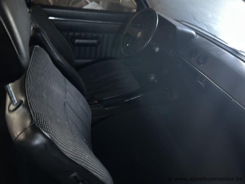 OPEL Ascona 13, 52703km, oldtimer, datum eerste insch 19/03/1981, chassisnummer 8815116260, 1300cm³, 1 sleutel, inschrijvingsbewijs, keuring – foto 6 – kavel bij Appelboom