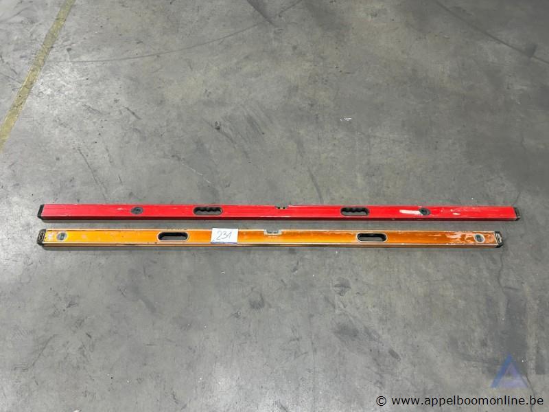2x waterpas – kavel bij Appelboom