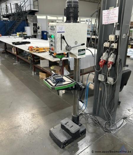 Kolomboormachine T MACH FSG25. Inclusief machineklem