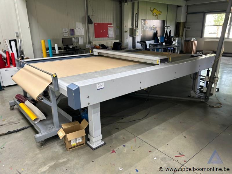 Industriële vlakbed snijmachine ZÜND L-3000