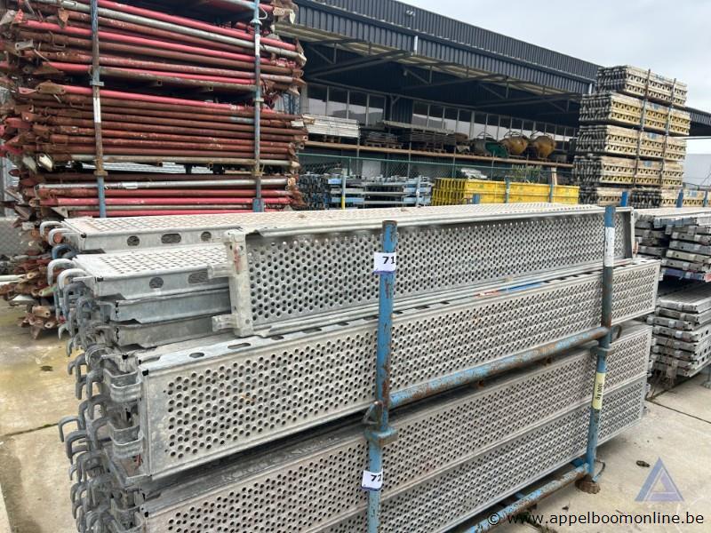 lot steigerplanken – kavel bij Appelboom