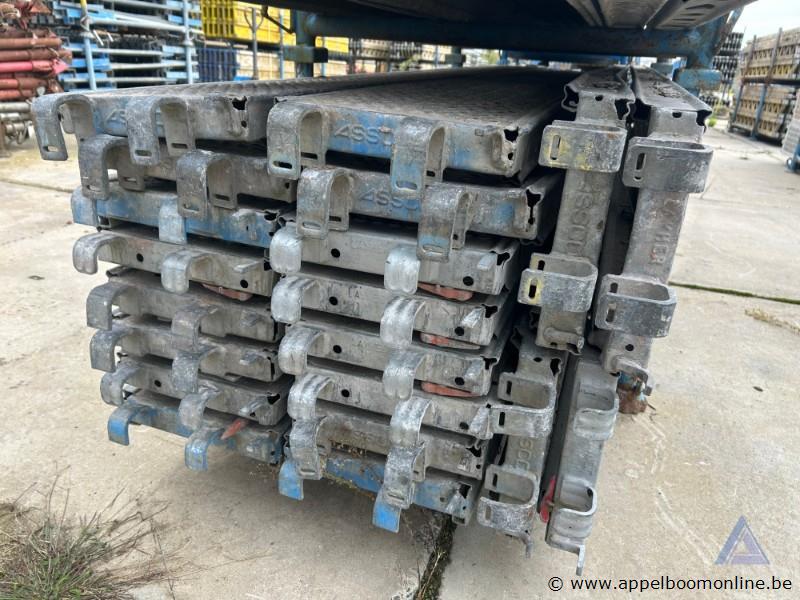 20 steigerplanken AFIX, maximale belasting 3 kN/m², 3.07m lengte – foto 3 – kavel bij Appelboom
