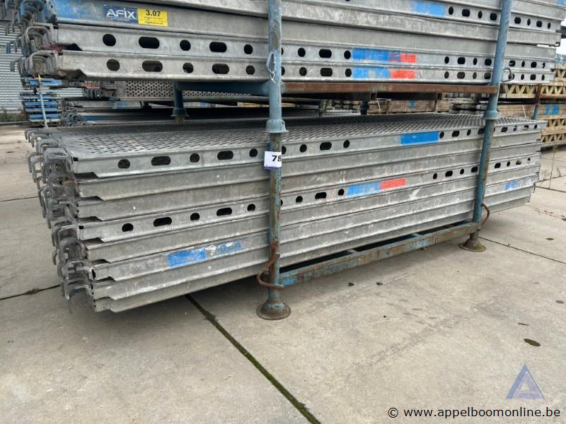 24 steigerplatformen AFIX, maximale belasting 3 kN/m², (klasse 4), 3.07m – kavel bij Appelboom