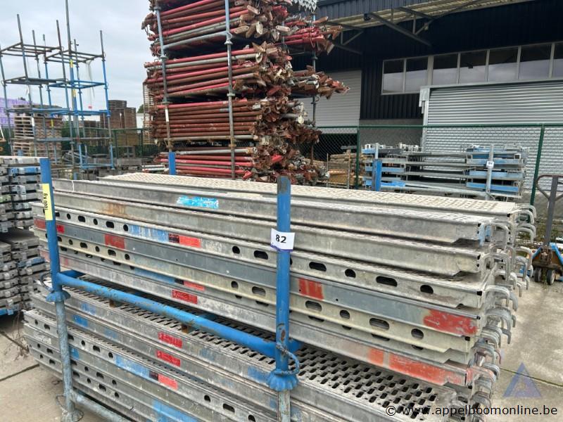 14 steigerplaten, AFIX, 2.57m, 6.0kN/m² – foto 2 – kavel bij Appelboom