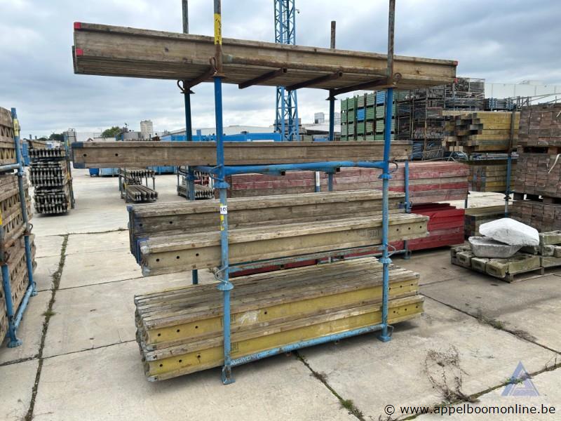 45 diverse H-balken – kavel bij Appelboom