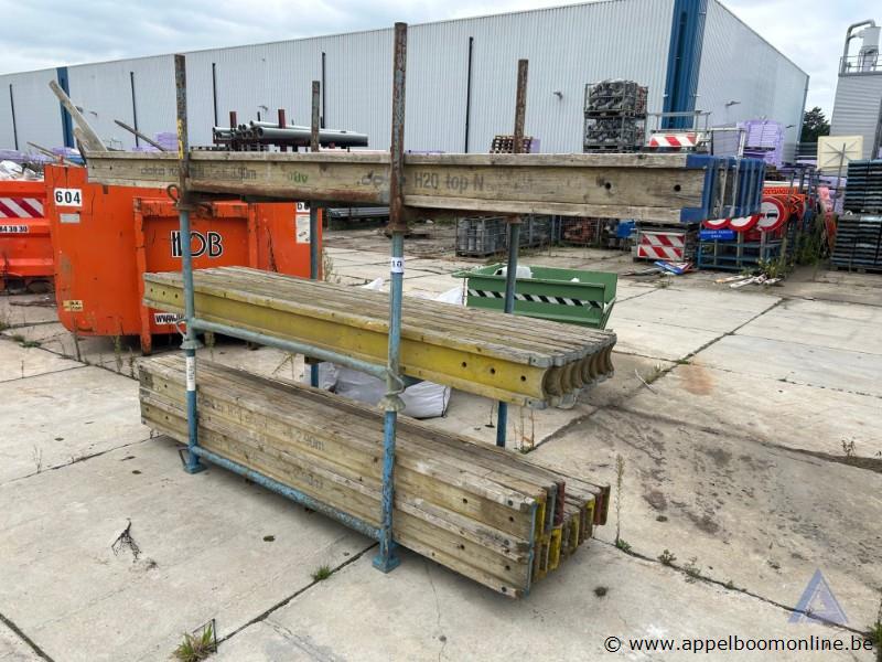 30 diverse H-balken – kavel bij Appelboom