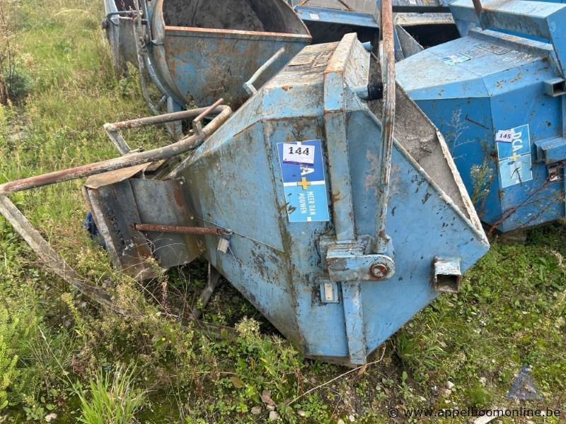 betonkubel – kavel bij Appelboom