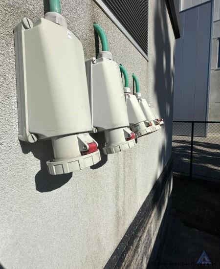 Compacte hoogspanningscabine met KYTE POWERTECH transformator (bouwjaar 2021, serienummer 1112105200) en Schneider Electric schakelinstallatie. Voo… – foto 4 – kavel bij Appelboom
