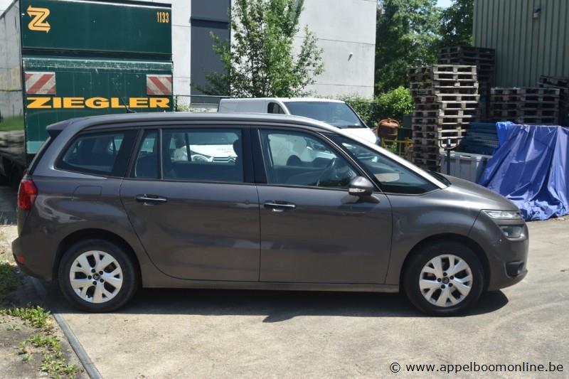 Monovolume CITROEN, C4 Picasso, VF73ABHXMFJ763830, 1e insch 03/09/2015, 1560cm³, 85kW, diesel, euro 6b, 162121km, inschrijvingsbewijs deel I en II,… – foto 4 – kavel bij Appelboom