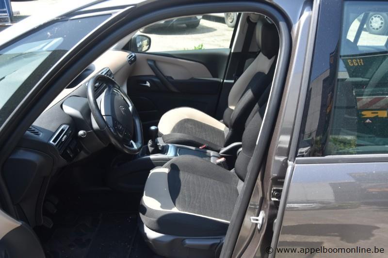 Monovolume CITROEN, C4 Picasso, VF73ABHXMFJ763830, 1e insch 03/09/2015, 1560cm³, 85kW, diesel, euro 6b, 162121km, inschrijvingsbewijs deel I en II,… – foto 10 – kavel bij Appelboom