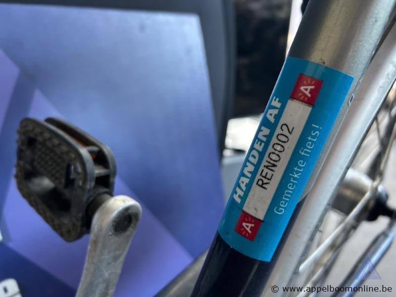Fiets L'avenir, met sleutel, nummer RENO002 – foto 5 – kavel bij Appelboom