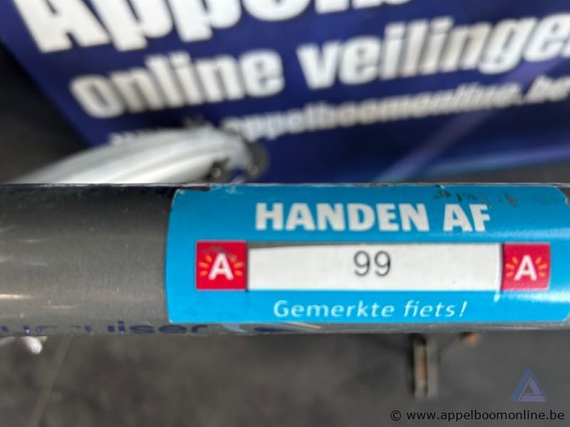 Fiets L'AVENIR, met sleutel, nummer 99 – foto 5 – kavel bij Appelboom
