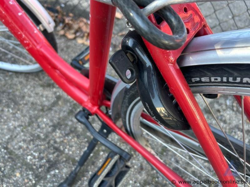 Fiets, met sleutel – foto 3 – kavel bij Appelboom
