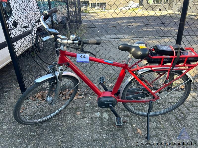 Elektrische fiets SHIMANO, batterij MV FOCUS, zonder sleutel, nummer 702-234, lader aanwezig, werking niet gekend – kavel bij Appelboom