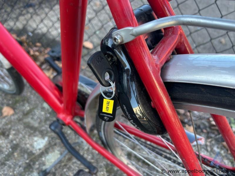 Fiets, met sleutel, nummer 701-931 – foto 3 – kavel bij Appelboom