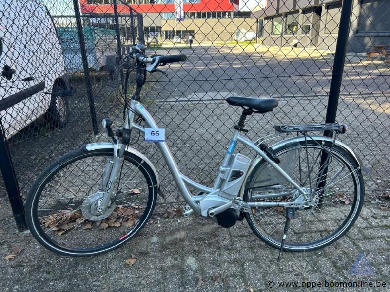 Elektrische fiets, batterij Li-Ion Battery, 36V, met sleutel, nummer 702-056, werking niet gekend – kavel bij Appelboom