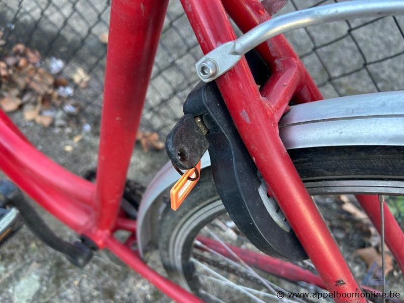 Fiets,met sleutel, nummer 69 – foto 3 – kavel bij Appelboom