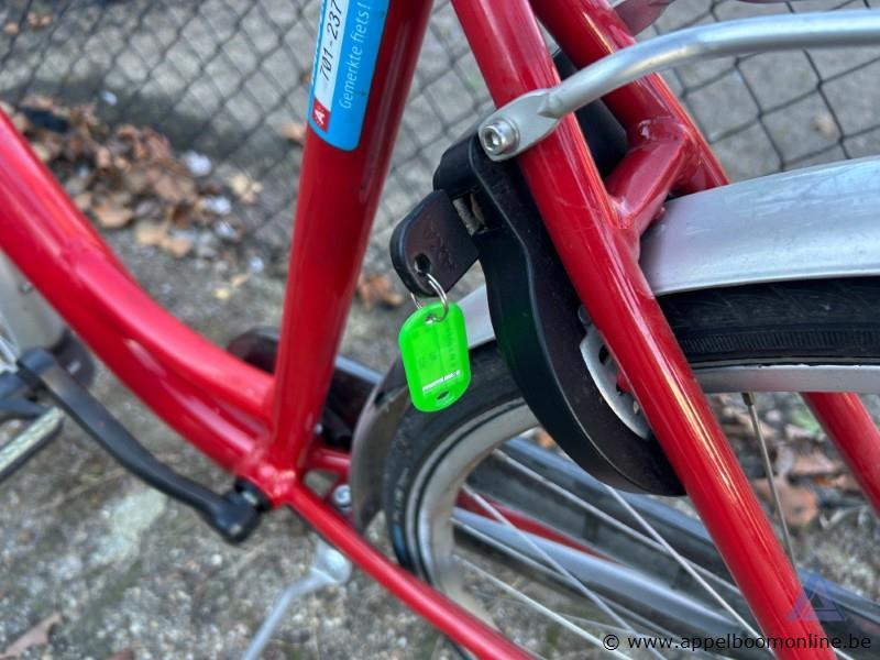 Fiets, met sleutel, nummer 701-237 – foto 3 – kavel bij Appelboom