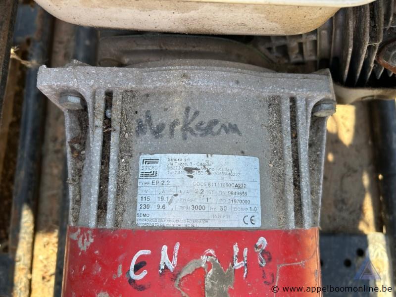 Stroomgenerator IRONSIDE, met Sincro EP 2.2 generator, 3.0 kW, Werking niet gekend, serienummer 61111080CA212 – foto 3 – kavel bij Appelboom