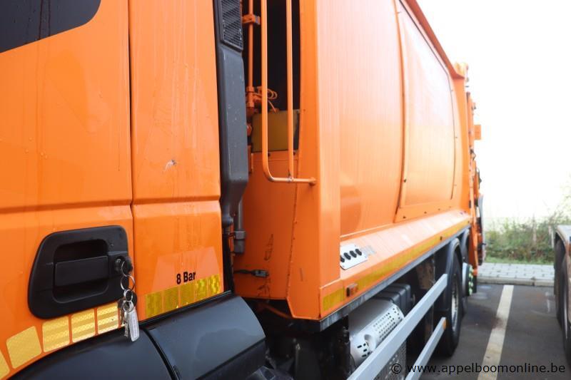 huisvuilwagen IVECO 2Y3C, Pusher 4000, datum 1ste inschr 20/03/2015, chassisnummer WJME2NNH600305606, km laatste keuring 98,639, WJME2NNH60C305656,… – foto 8 – kavel bij Appelboom