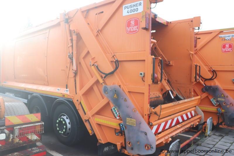 huisvuilwagen IVECO 2Y3C, Pusher 4000, datum 1ste inschr 20/03/2015, chassisnummer WJME2NNH600305606, km laatste keuring 98,639, WJME2NNH60C305656,… – foto 10 – kavel bij Appelboom