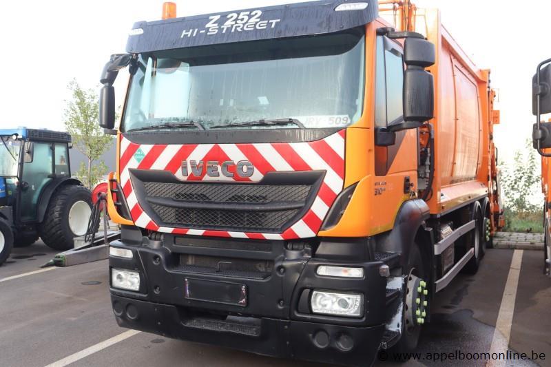 huisvuilwagen IVECO 2Y3C, Pusher 4000, datum 1ste inschr 10/02/2015, chassisnummer WJME2NNH60C295944, km laatste keuring 98,639, WJME2NNH60C305656,… – kavel bij Appelboom