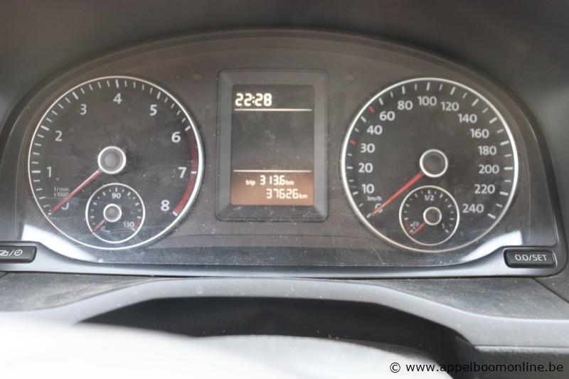 stationwagen VOLKSWAGEN Caddy, datum 1ste inschr 24/5/2016, chassis nr WV2ZZZ2KGX139361, km-stand 37626, benzine, EURO 6b – foto 9 – kavel bij Appelboom