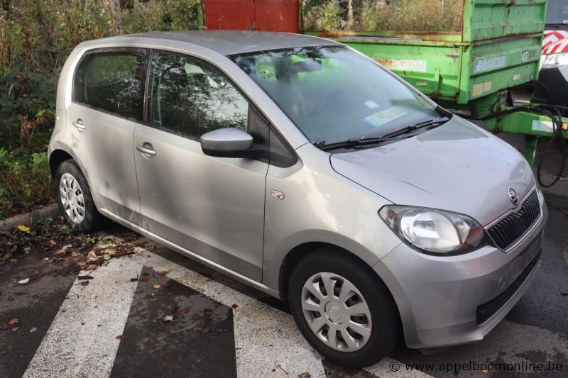 hatchback SKODA Citigo, datum 1ste inschr 6/9/2016, chassis nr TMBZZZAAZGD646291, km-stand 17482, Euro 6b, schade rondom, mogelijks platte batterij – foto 3 – kavel bij Appelboom
