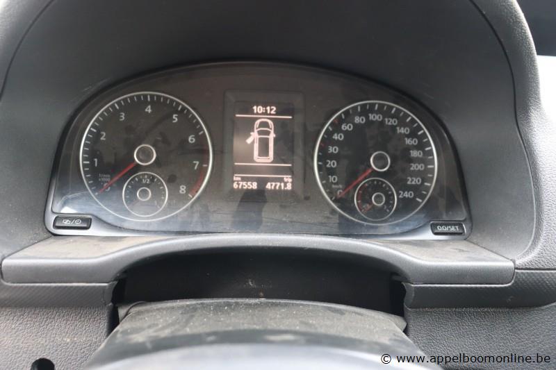 lichte vrachtwagen VOLKSWAGEN Caddy, datum 1ste inschr 19/11/2013, chassisnr WV1ZZZ2KZEX062488, km-stand 67558, Euro 5, schade rondom – foto 5 – kavel bij Appelboom