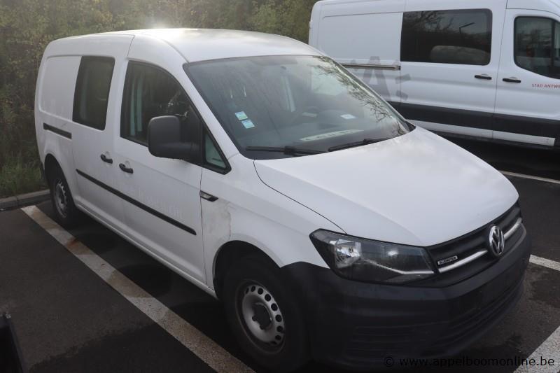 lichte vrachtwagen VOLKSWAGEN Caddy, datum 1ste inschr 9/06/2017, chassisnr WV1ZZZ2KZHX156959, km-stand 55965, Euro 6b, schade rondom, MTM 2345kg – foto 4 – kavel bij Appelboom