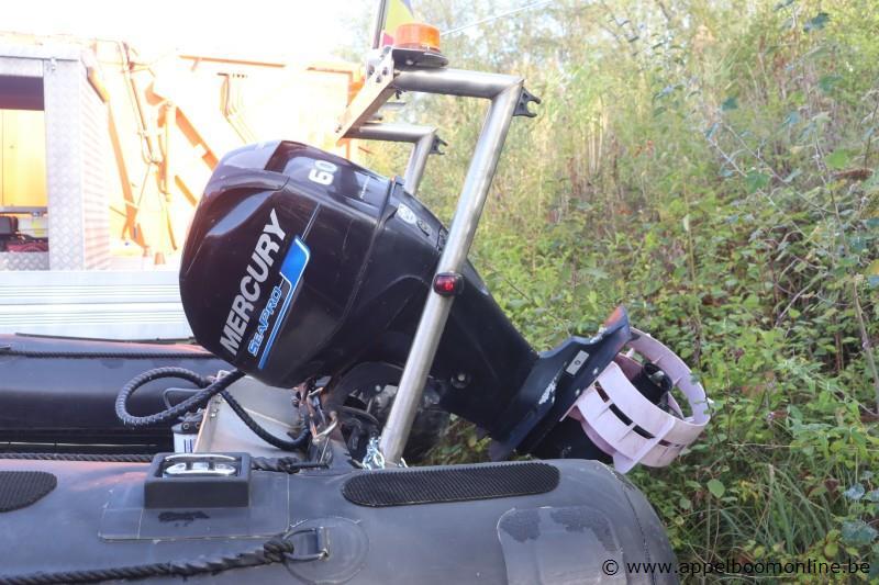 rubber motorboot BLEU Spirti 90OP, bj 2016, romplengte 5,2m, breedte 1,85 – foto 5 – kavel bij Appelboom