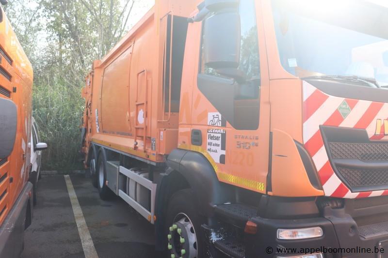 vuilnisvrachtwagen IVECO Stralis Pusher 4000, datum 1ste inschr 8/11/2015, chassis nr WJME2NNHC60C295690, diesel, Euro VI, km-stand laatste keuring… – foto 3 – kavel bij Appelboom