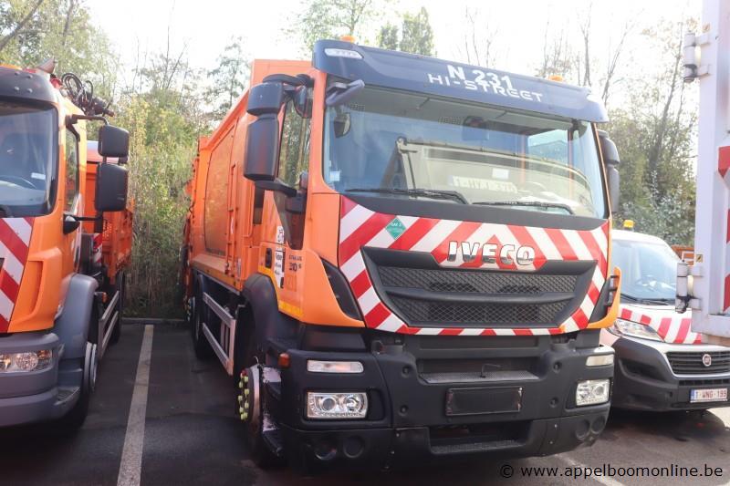 vuilnisvrachtwagen IVECO Stralis Pusher 4000, datum 1ste inschr 29/10/2014, chassis nr WJME2NNHC60C29556, diesel, Euro VI, km-stand laatste keuring… – foto 2 – kavel bij Appelboom