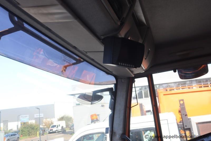 kraanwagen IVECO 190EL, datum 1ste inschr 17/8/2011, chassis nr ZCFA1VJ0402581184, diesel, EURO 5, TTM 19000kg, vv kraan HMF RCL 5300 (defect), km-… – foto 5 – kavel bij Appelboom