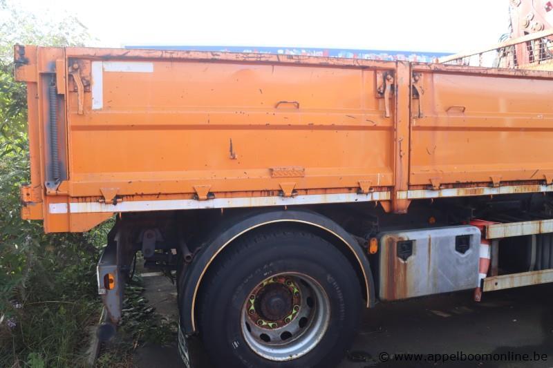 kraanwagen IVECO 190EL, datum 1ste inschr 17/8/2011, chassis nr ZCFA1VJ0402581184, diesel, EURO 5, TTM 19000kg, vv kraan HMF RCL 5300 (defect), km-… – foto 9 – kavel bij Appelboom