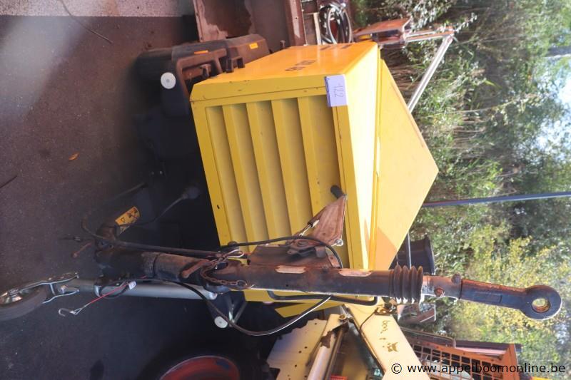 verrijdbare compressor ATLAS COPCO XAS 46, bj 1999, cap 20,4Kw, compleet met toebehoren – foto 8 – kavel bij Appelboom
