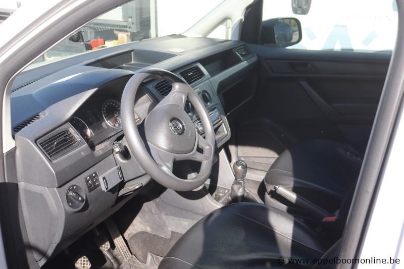 stationwagen VOLKSWAGEN Caddy, datum 1ste inschr 29/08/2016, km-stand 51648, chassisnr WV2ZZZ2KZHX027834,CNG, EURO 6b schade rondom – foto 4 – kavel bij Appelboom