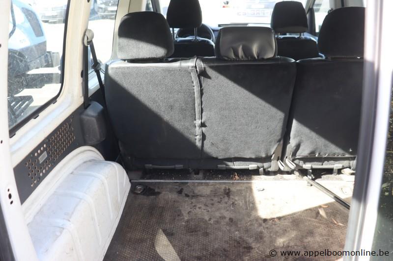 stationwagen VOLKSWAGEN Caddy, datum 1ste inschr 29/08/2016, km-stand 50762, chassisnr WV2ZZZ2KZHX026342,CNG, EURO 6b schade rondom – foto 7 – kavel bij Appelboom