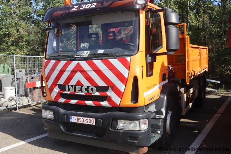 kraanwagen IVECO ML190EL, datum 1ste inschr 23/08/2011, chassis nr ZCFA1V0402581183, diesel, EURO 5, km-stand laatste keuring 132657, vv kraan HMF… – foto 2 – kavel bij Appelboom