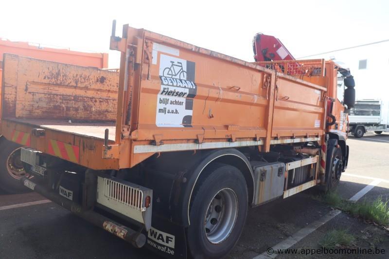 kraanwagen IVECO ML190EL, datum 1ste inschr 23/08/2011, chassis nr ZCFA1V0402581183, diesel, EURO 5, km-stand laatste keuring 132657, vv kraan HMF… – foto 7 – kavel bij Appelboom