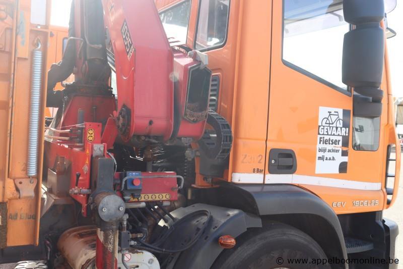 kraanwagen IVECO ML190EL, datum 1ste inschr 23/08/2011, chassis nr ZCFA1V0402581183, diesel, EURO 5, km-stand laatste keuring 132657, vv kraan HMF… – foto 9 – kavel bij Appelboom