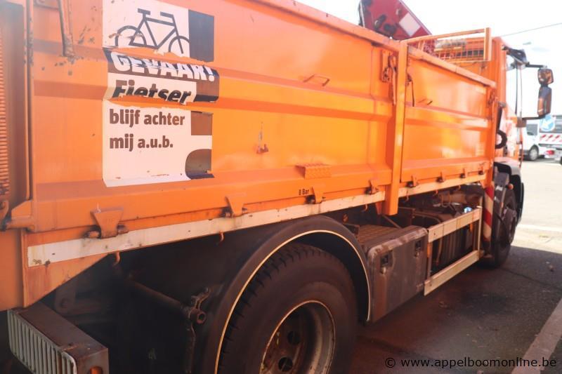 kraanwagen IVECO ML190EL, datum 1ste inschr 23/08/2011, chassis nr ZCFA1VJ0402581185, diesel, EURO 5, km-stand laatste keuring 42480, vv kraan HMF… – foto 7 – kavel bij Appelboom