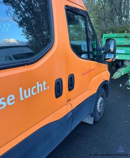 Lichte vrachtwagen IVECO Daily, ZFCFC335A805044945, 1e insch 2016-02-22, 167808km, 2998cm³, 100kW, aardgas (CNG), manueel, euro 6, mtm 3500kg, tarr… – foto 7 – kavel bij Appelboom