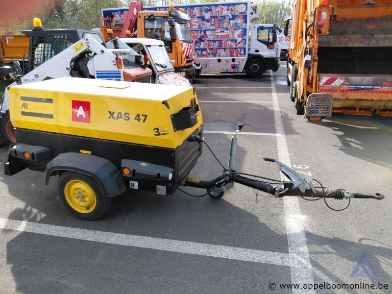 Mobiele compressor, Atlas Copco XAS 47, bouwjaar 2004, 91 bedrijfsuren, motorvermogen 21.6 kW, diesel, gewicht 850 kg, serienummer -YA3-B6227X-4047… – foto 5 – kavel bij Appelboom